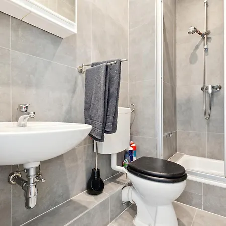 Sali - 2br Inkl. Tv Und Aussenbereich Apartamento