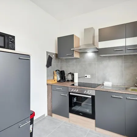 Sali - 2br Inkl. Tv Und Aussenbereich * Kleve (Dusseldorf)